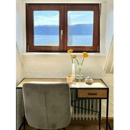 1-bedroom *